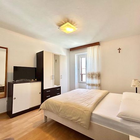 Apartments Tereza Novigrad Istria Exterior foto