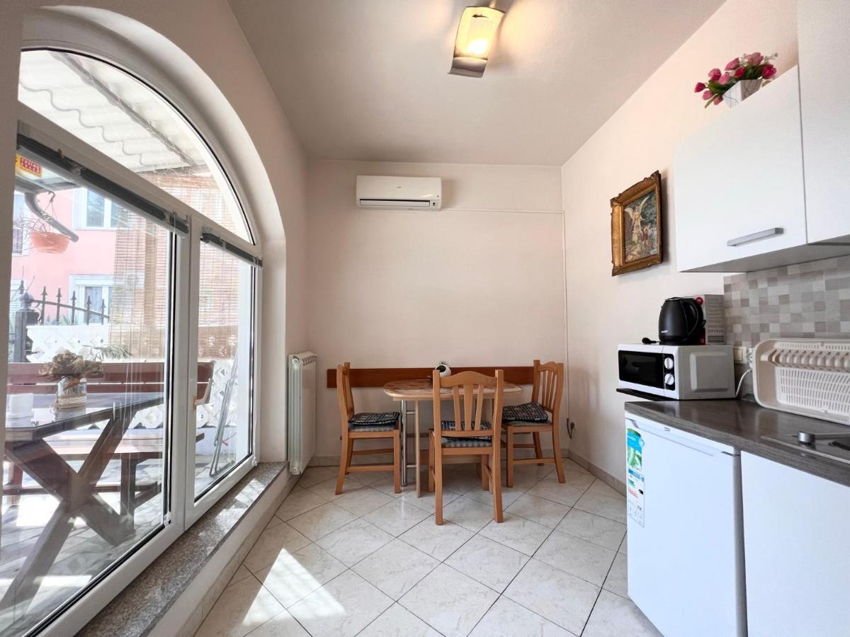 Apartments Tereza Novigrad Istria Exterior foto