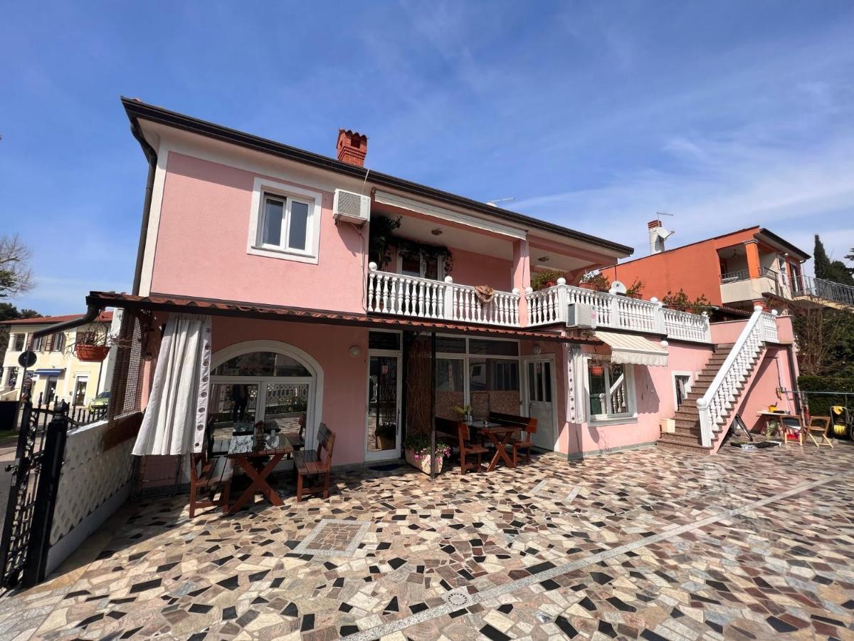 Apartments Tereza Novigrad Istria Exterior foto